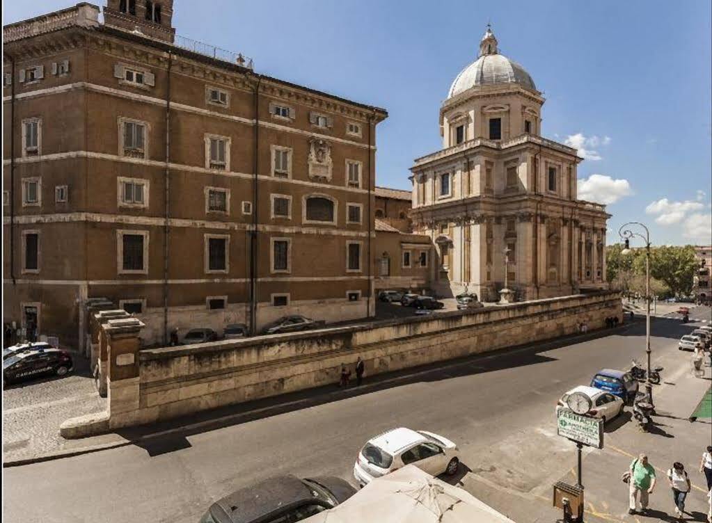 Bed and breakfast Le Poesie Di Roma Extérieur photo
